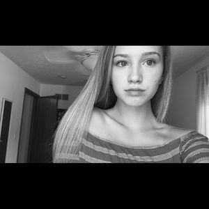 Meet your Posher, Kenzie